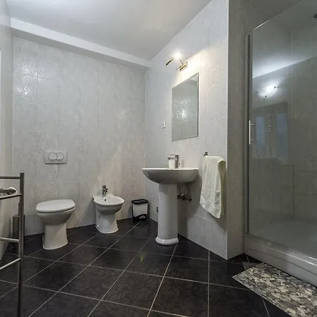 Гостевой дом Apartments Vinjerac