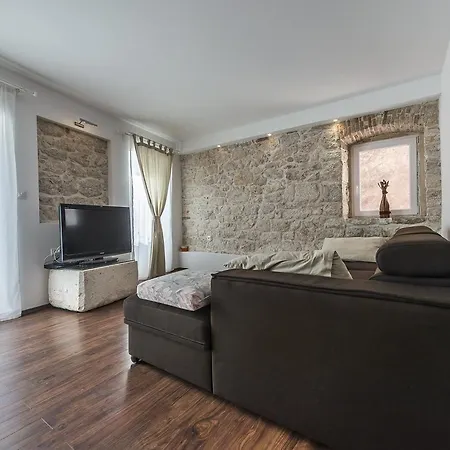 Гостевой дом Apartments Vinjerac 3*